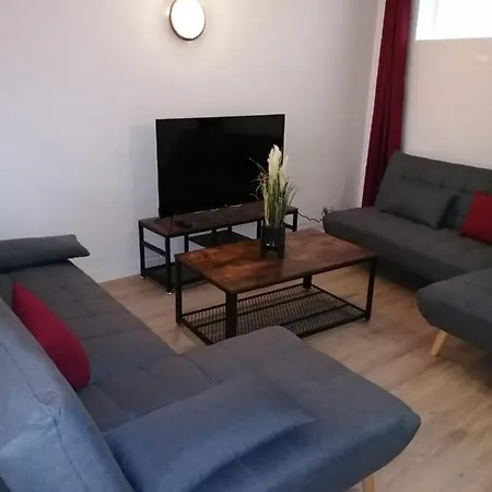 Appartement Appatement T3 Meuble A Neuf *