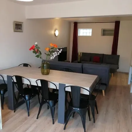 Appartement Appatement T3 Meuble A Neuf *